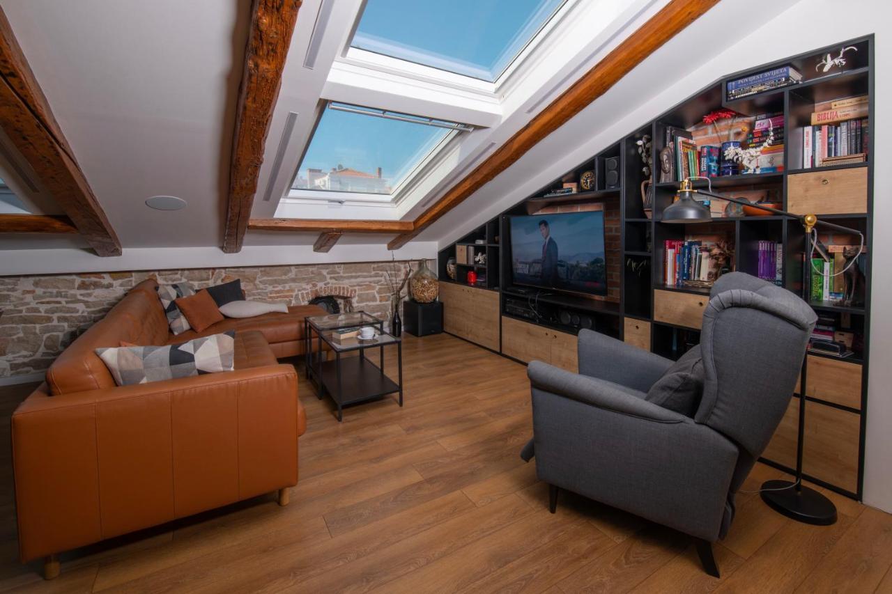 Apartma Urban Viktor - Downtown *