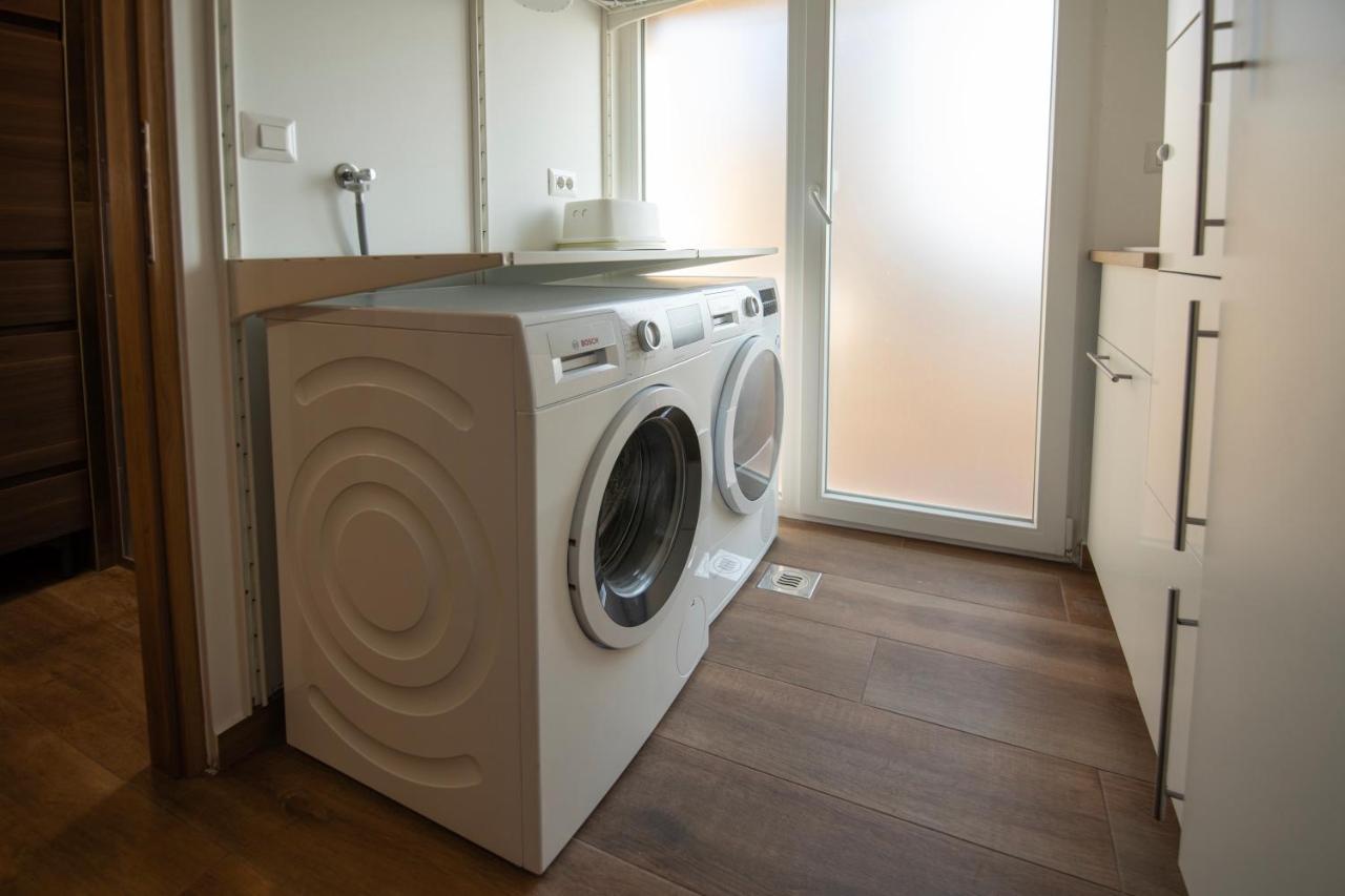 Apartma Urban Viktor - Downtown *